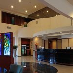 The lobby of the Courtyard by Marriot was designed by Renaissance Architecture.