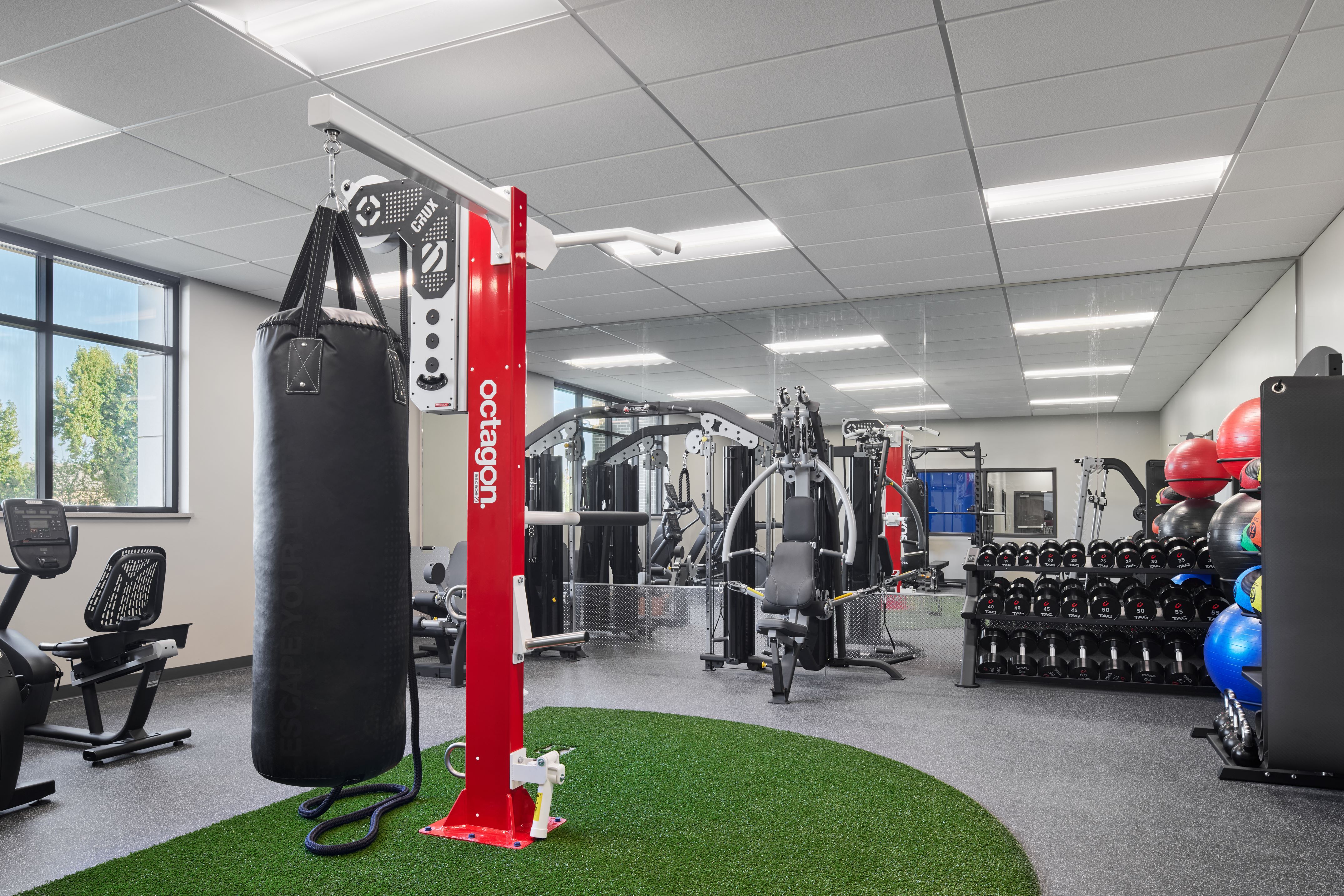 The gym area of Metro Technology Centers- Public Safety Academy was designed by Renaissance Architecture